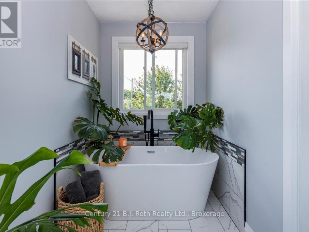 4 SHEPPARD DRIVE, 