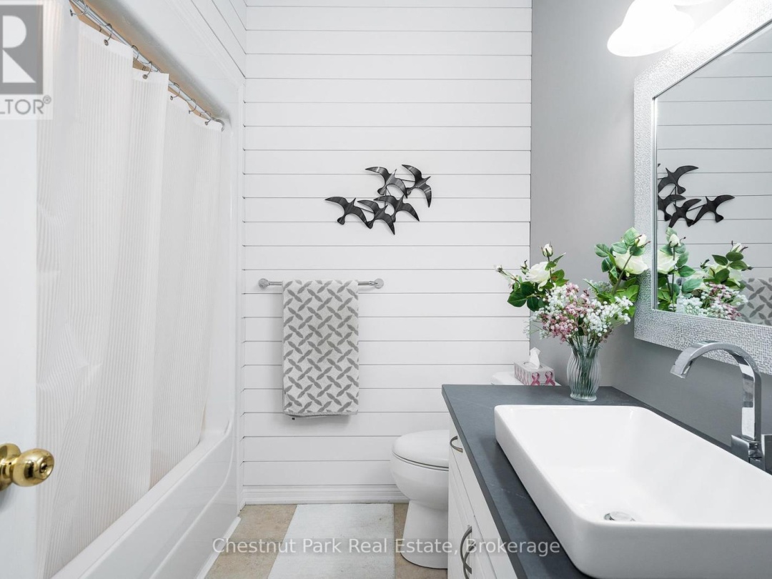 28 BOYD CRESCENT, 