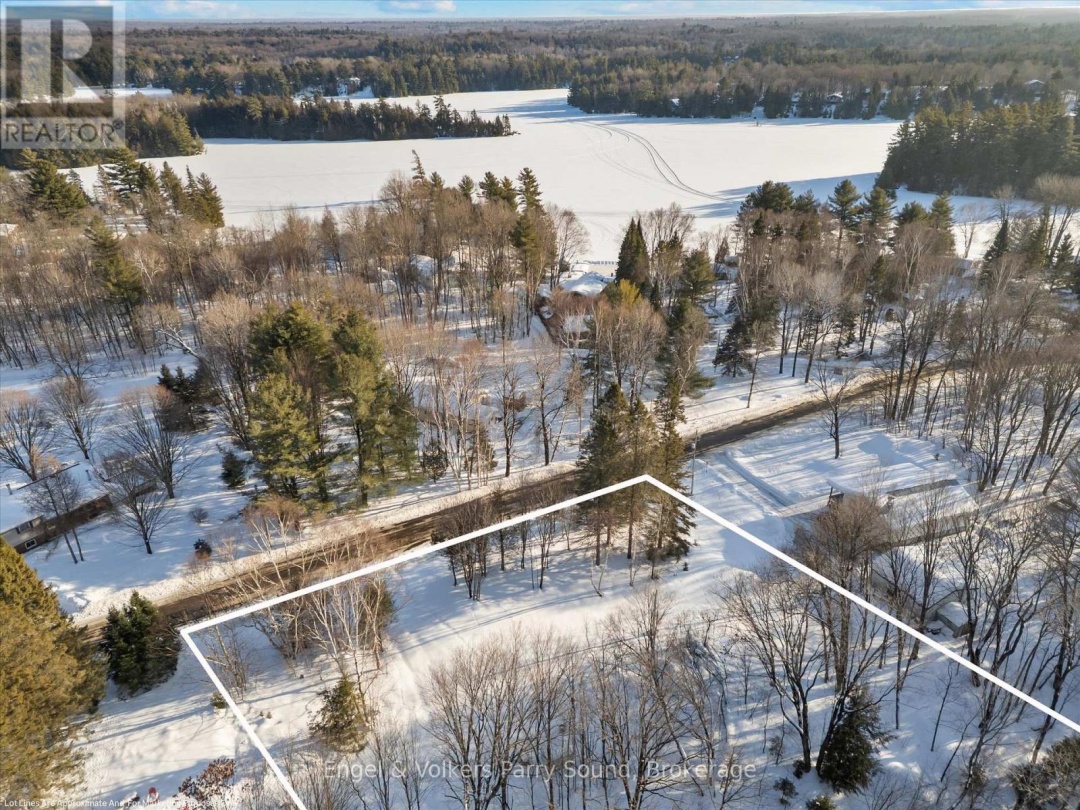 40 MILLER DRIVE, McDougall