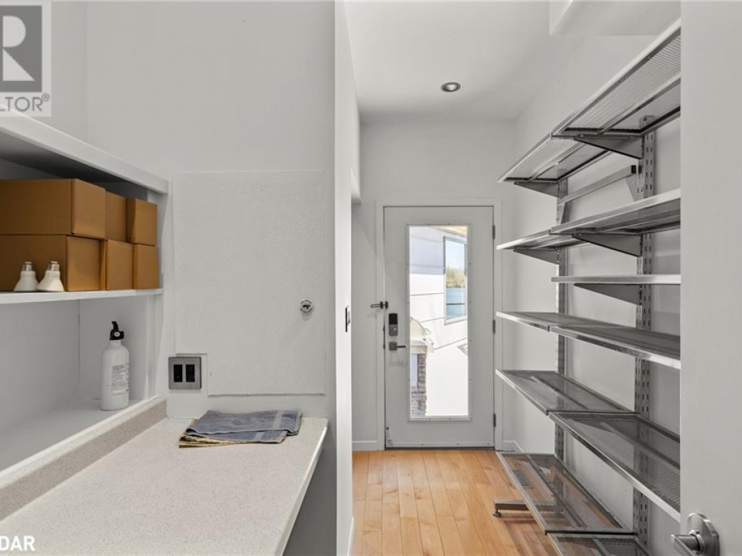 183 CEDAR ISLAND Road, 