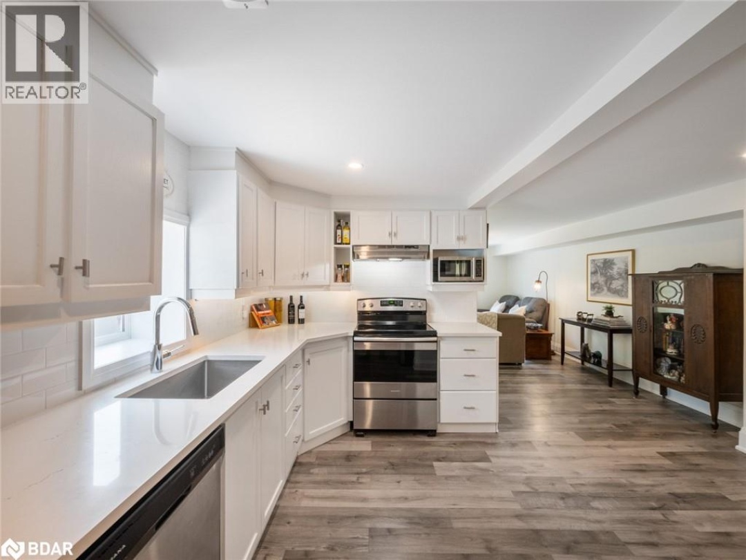 370 HOMEWOOD Avenue, 