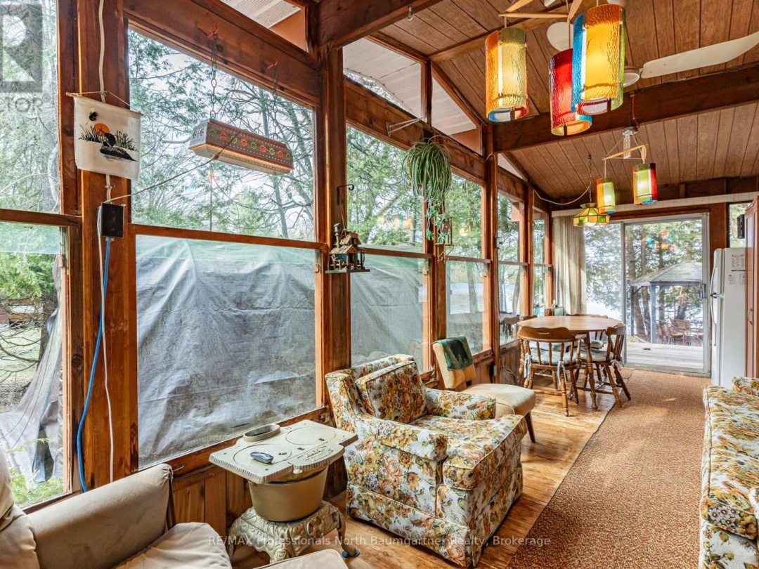 1189 Marathon Drive, Canning Lake