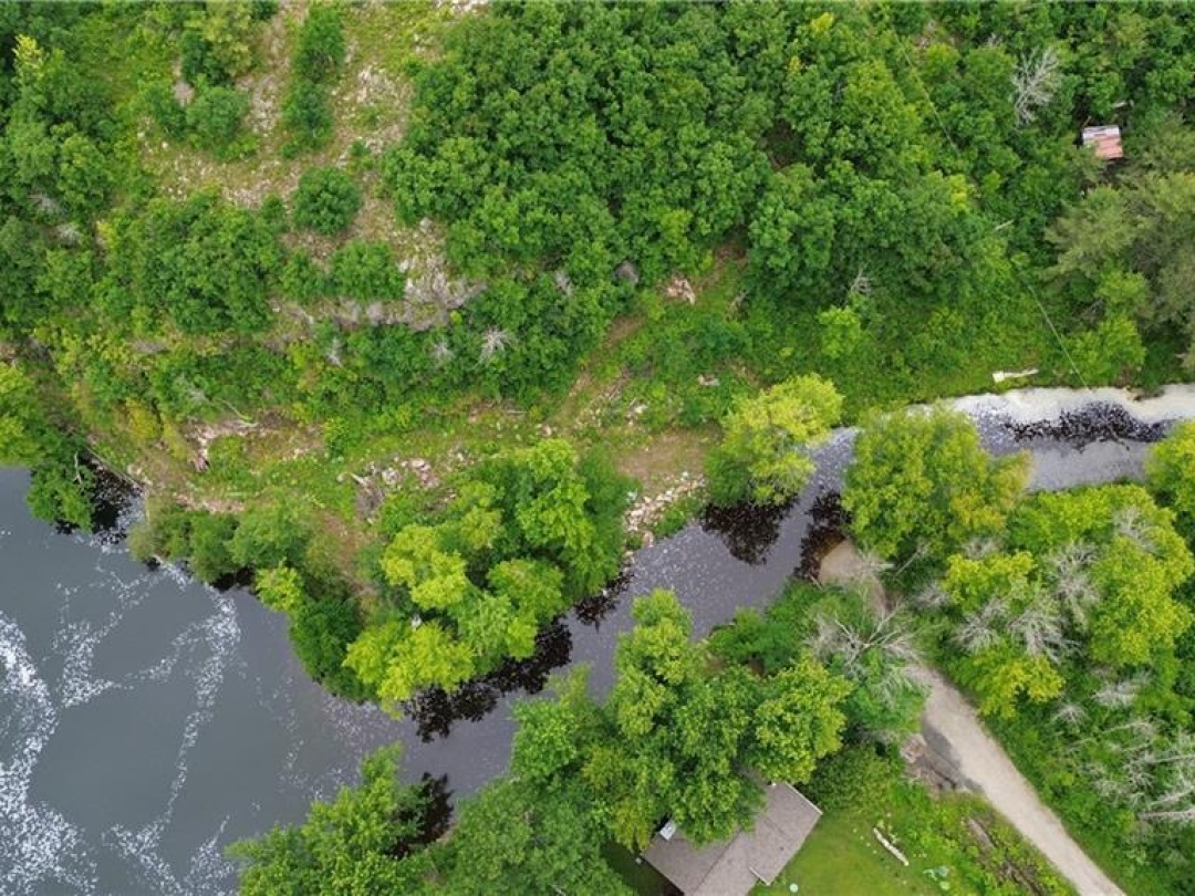 3950 Severn River Shore, Severn Lake