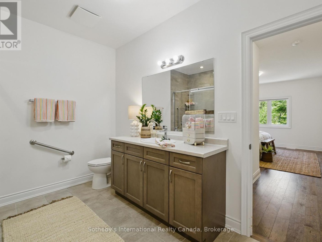 30 SERENITY PLACE CRESCENT, 