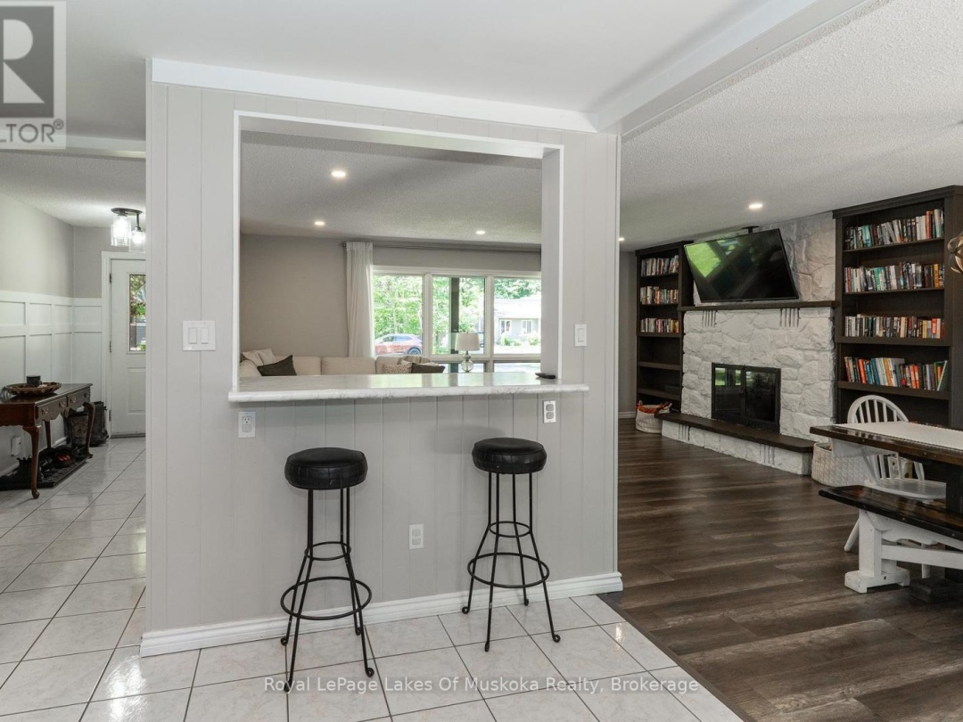 220 ALEXANDER STREET, 