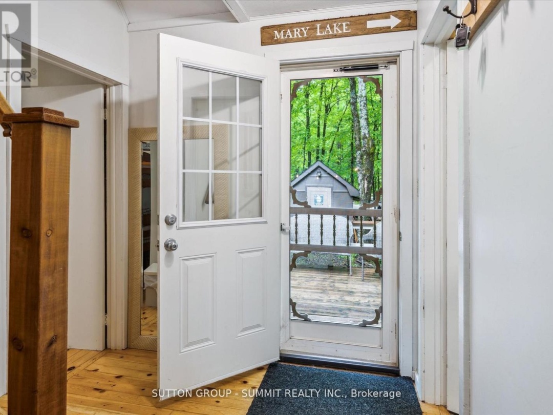 17 SUGARBUSH LANE, 