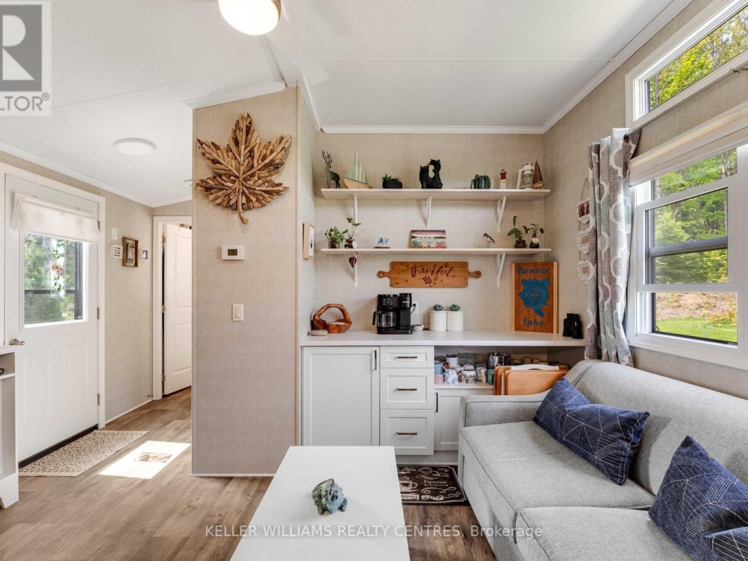 #38 Lakeridge 1047 Bonnie Lake Camp Road, Bracebridge (Macaulay)