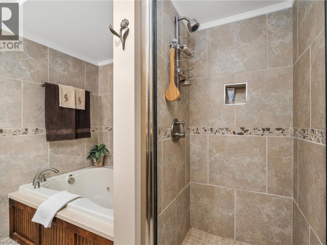 131 GRANDVIEW HILLTOP Drive Unit# 1, 