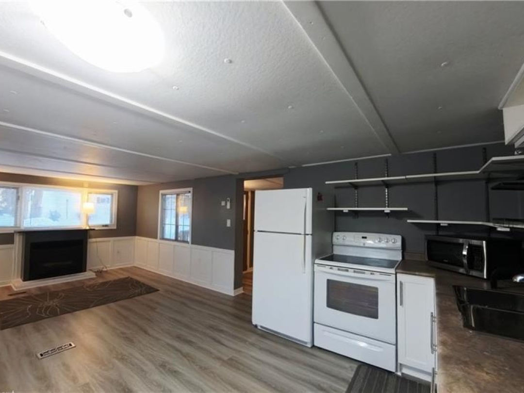 580 WEST Street S Unit# 144, 