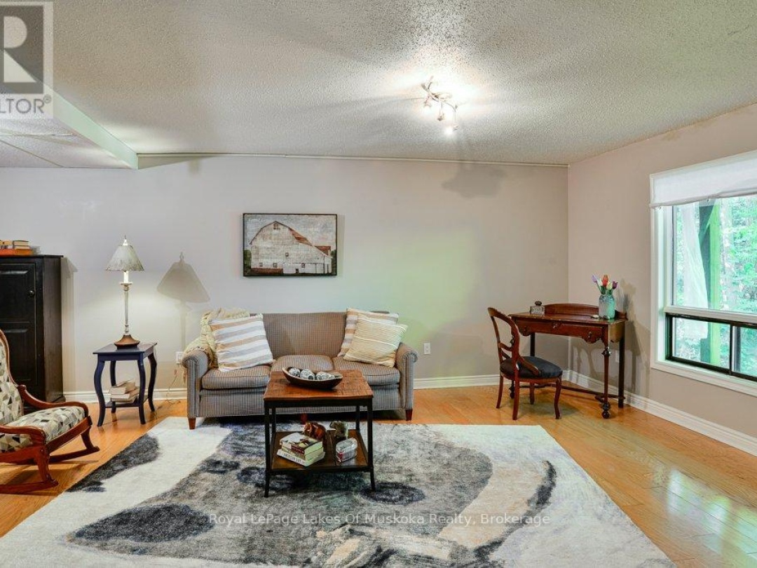 87 SOUTHBANK DRIVE, 