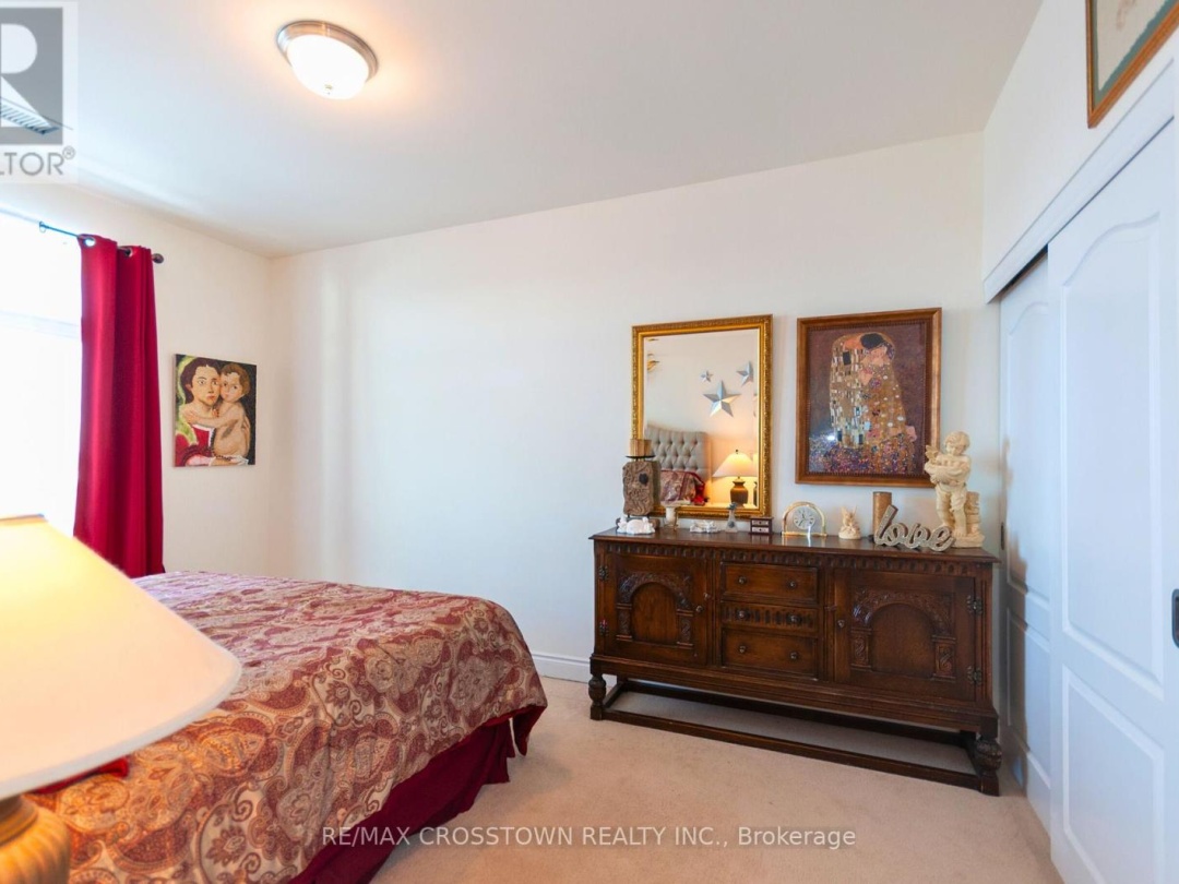 401 90 Orchard Point Road, Lake Simcoe