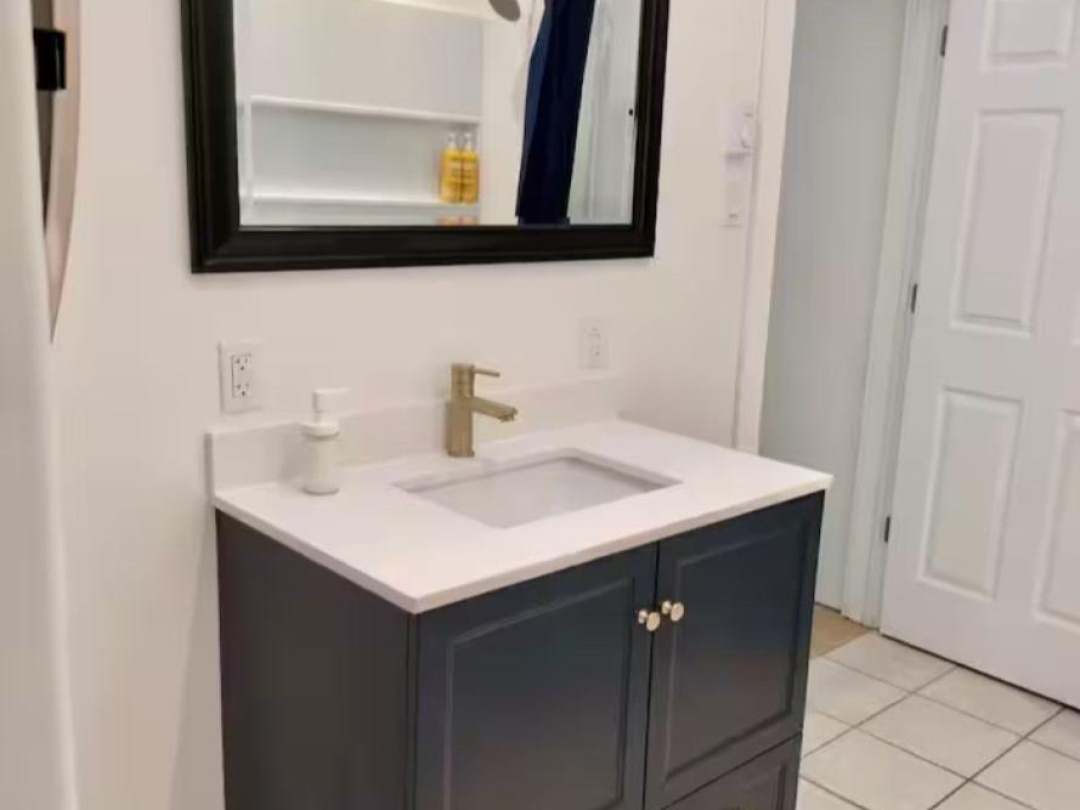 39 LONG POINT ROAD, 
