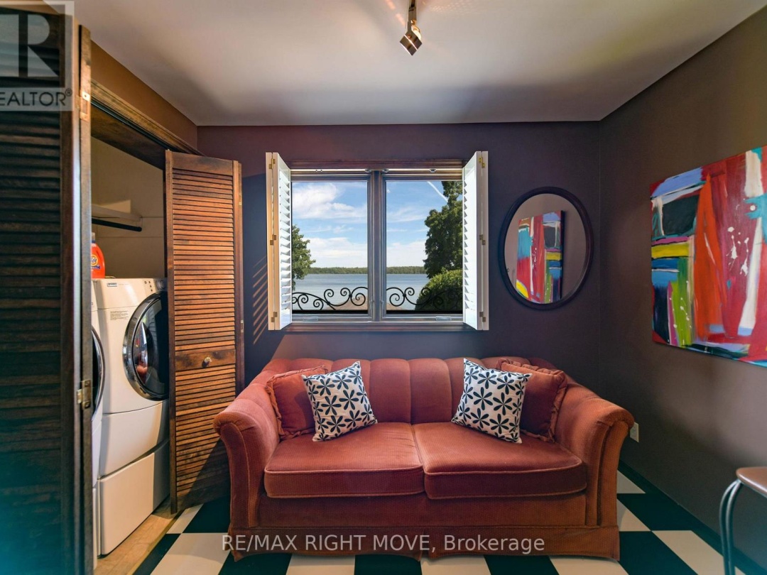 759 BROADVIEW AVENUE, 