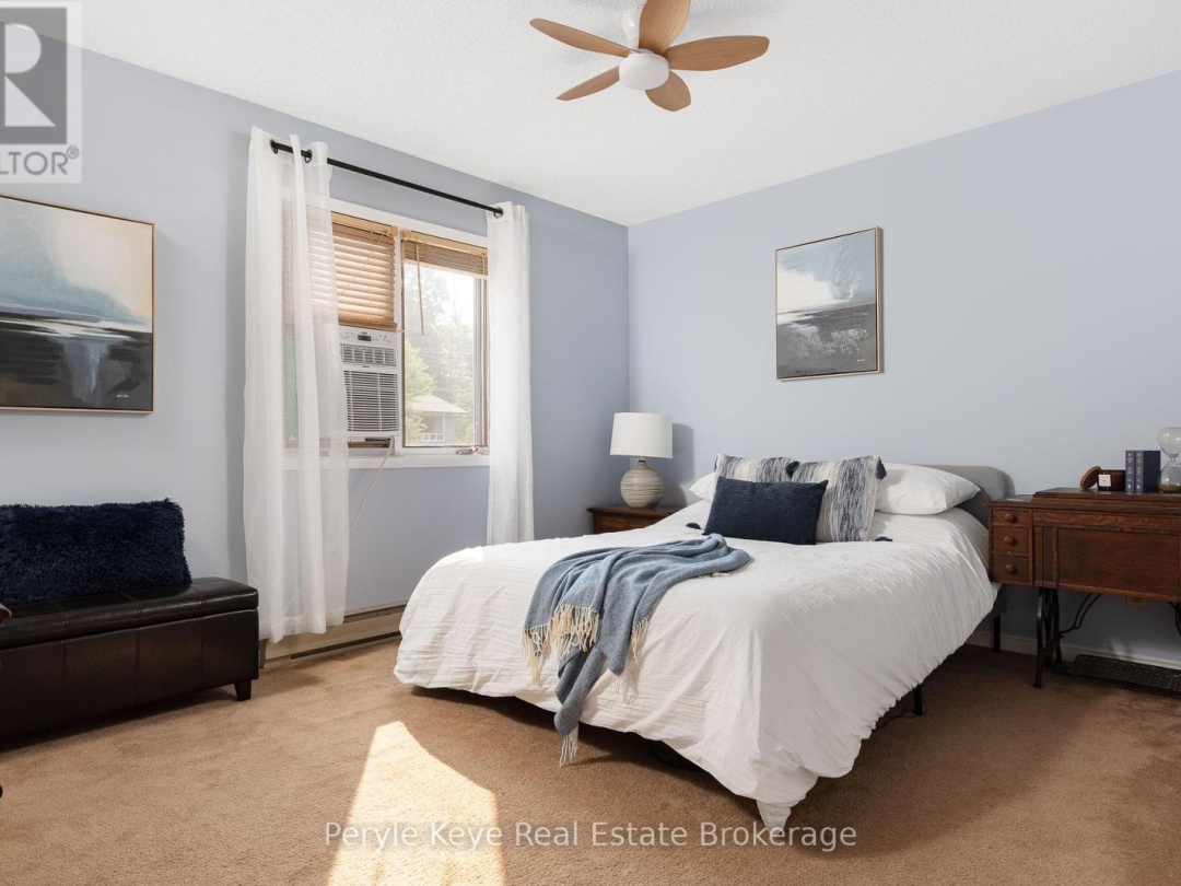 8 SHAW CRESCENT, 