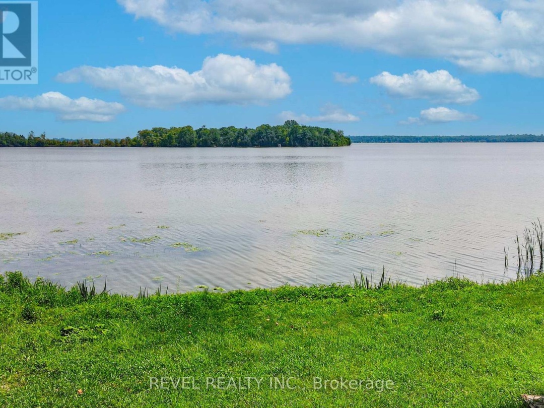 23 Sugarbush Trail, Lake Scugog