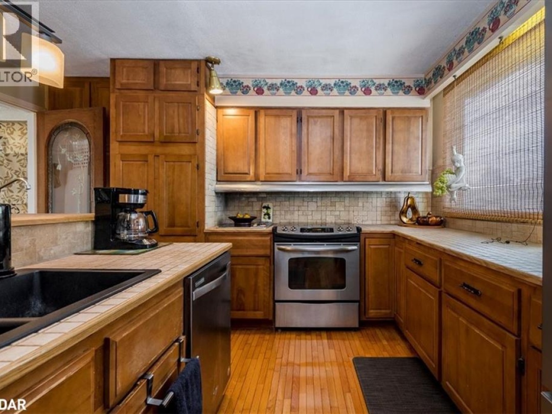 42 OLD INDIAN Trail, 