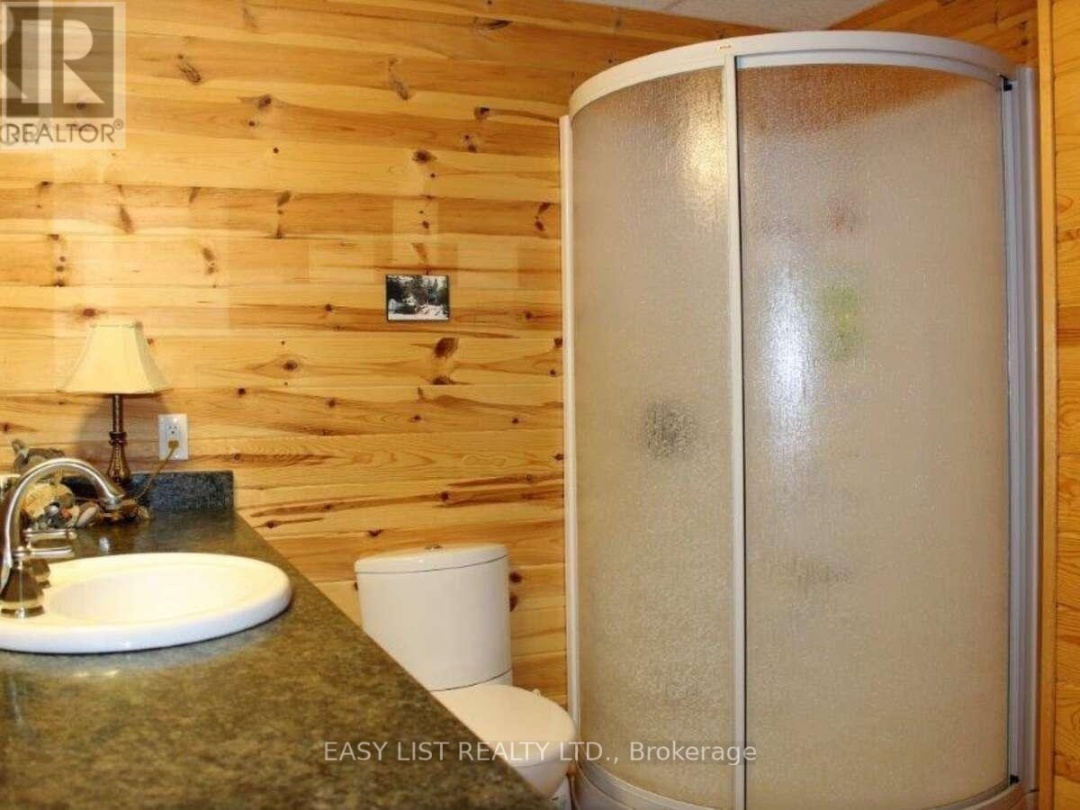 1045 REYNOLDS ROAD, Horseshoe Lake