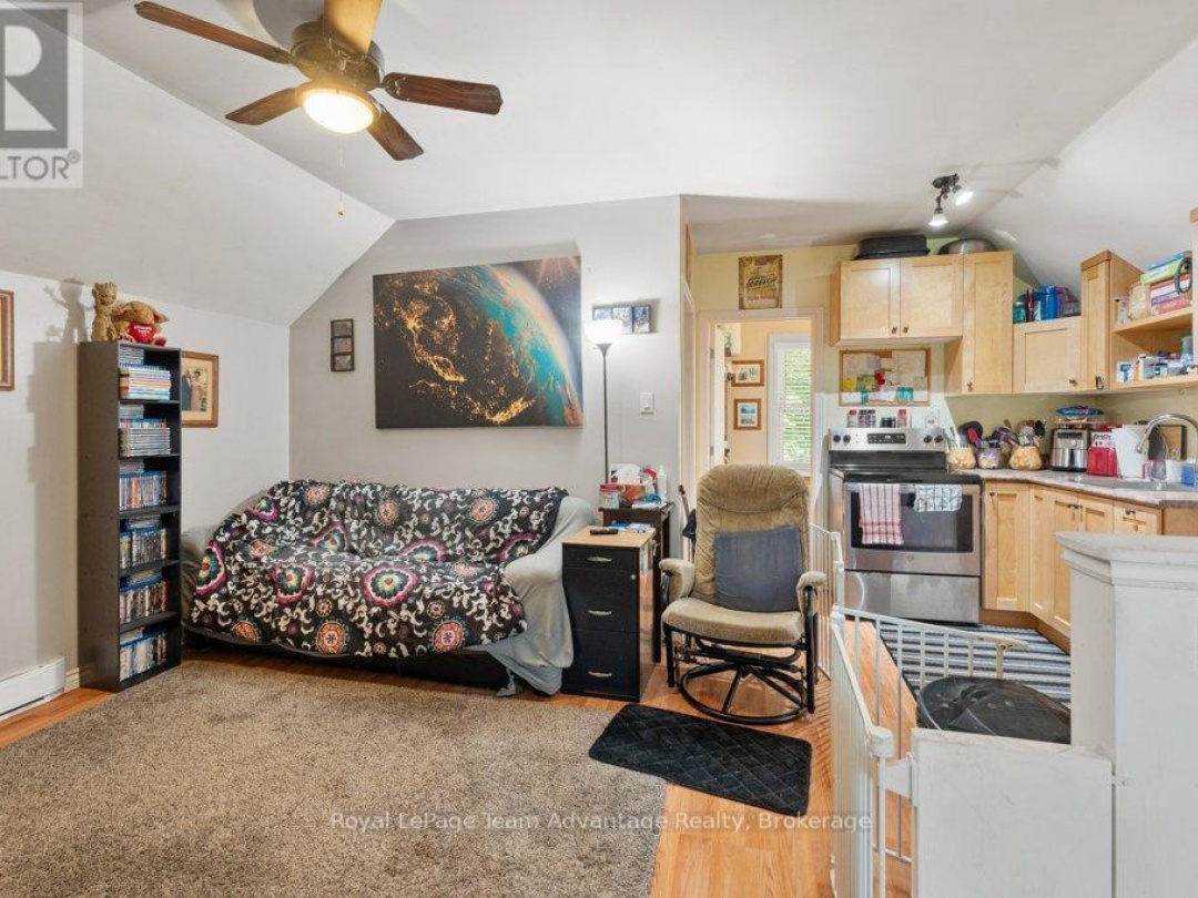 32 WAUBEEK STREET, 