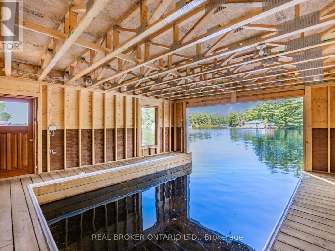 3 - 1148 SOUTH MULDREW LAKE ROAD N, 