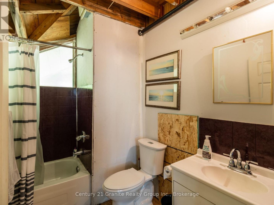 1145 Mink Road, Long Lake