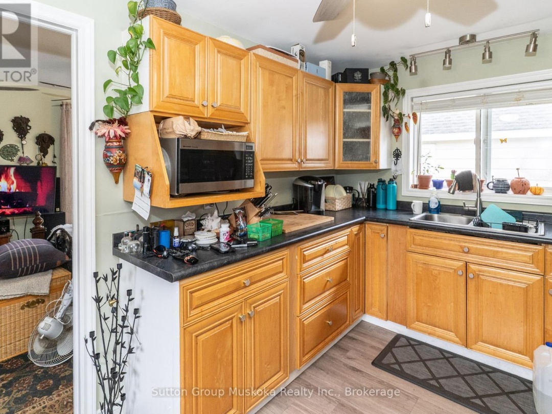 4 THUNDER BRIDGE COURT S,