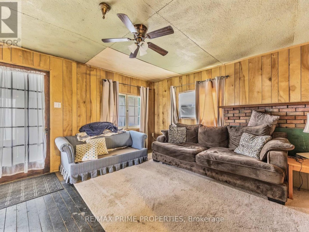 1947 WOODS BAY ROAD, Lake Couchiching