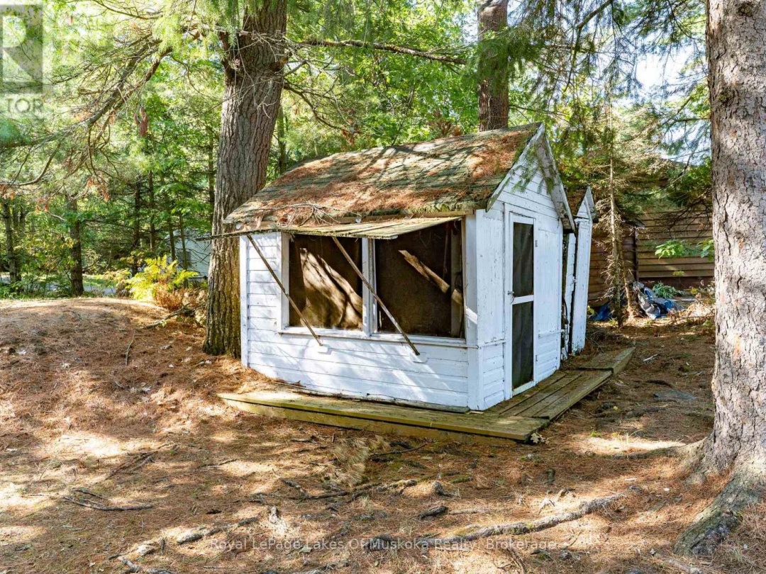 1010 TARA LANE, 