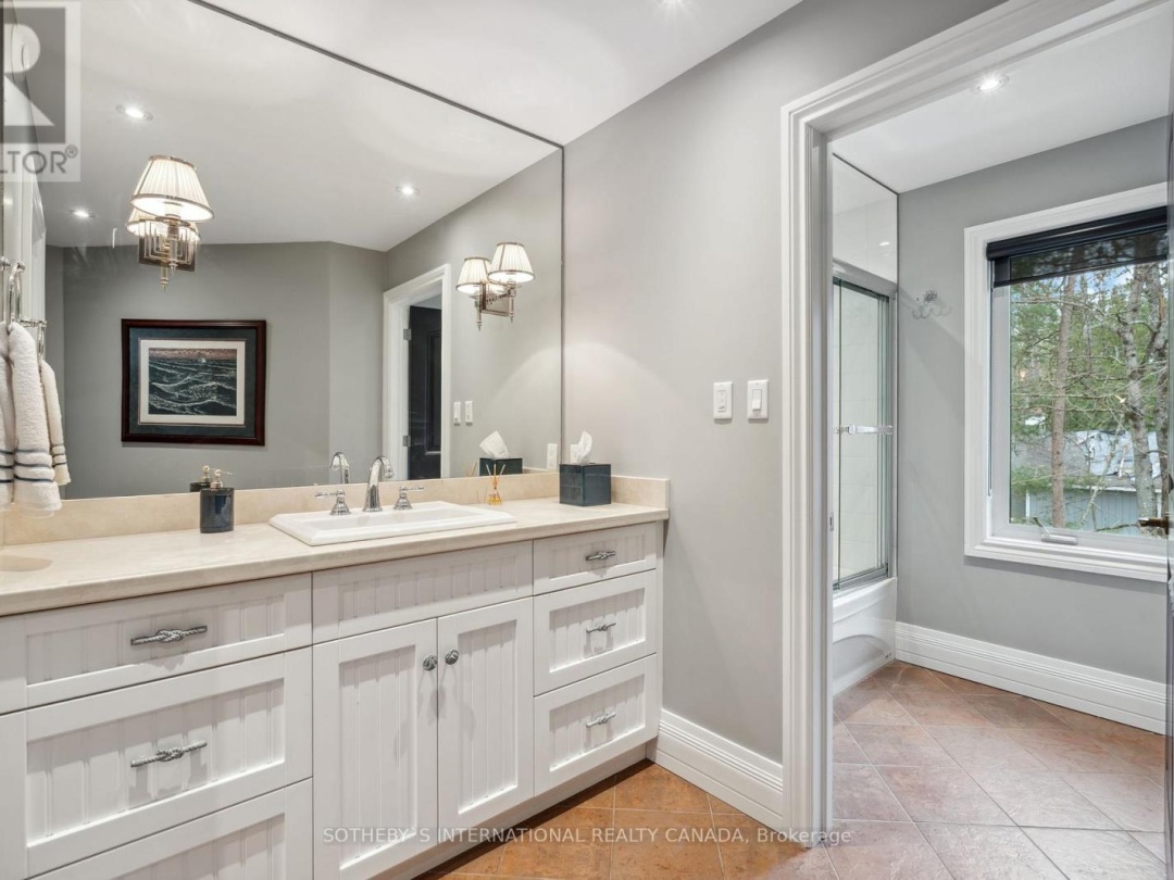1827 Crystal Lake Road, Crystal Lake