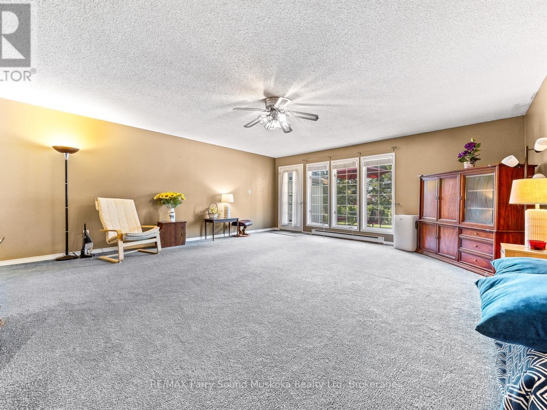 18 GEORGIAN BAY AVENUE, 