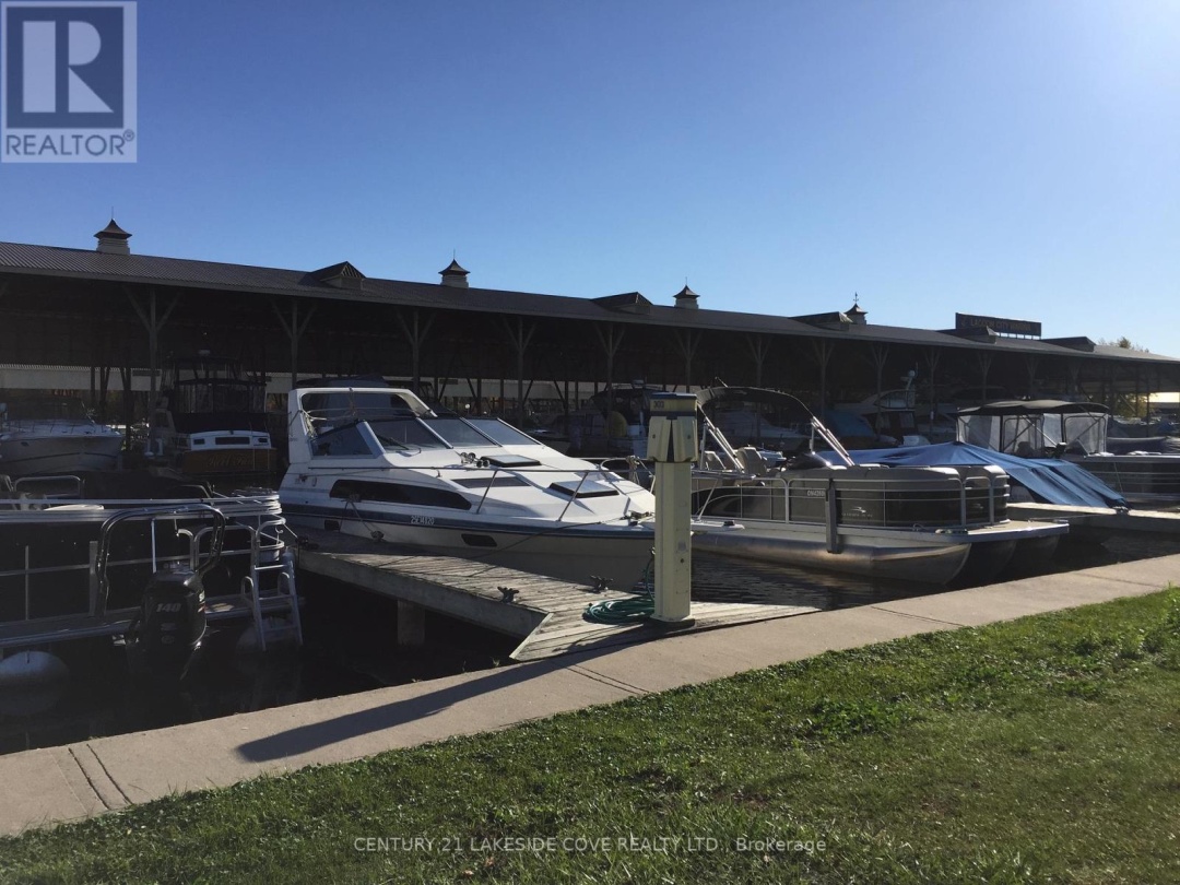 Unit 27 1 Paradise Boulevard S, Lake Simcoe