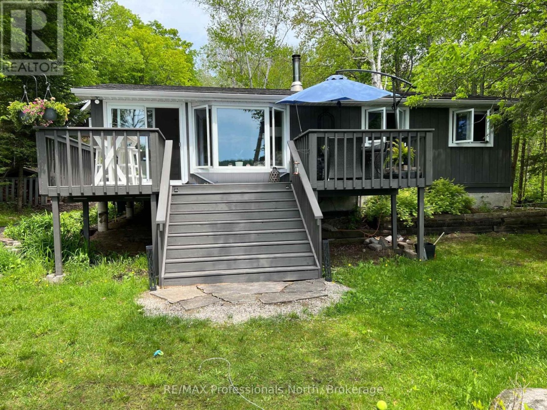 185 ENA DRIVE, Harp Lake