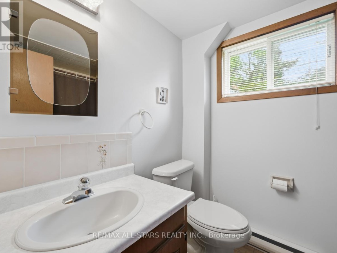 94 PLUM POINT LANE, 