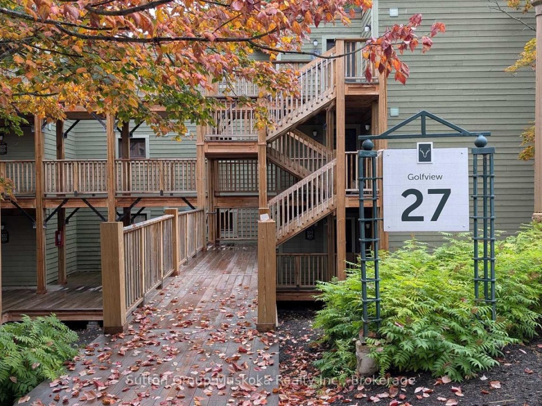 27-202 GOLFVIEW - DEERHURST DRIVE, Peninsula Lake