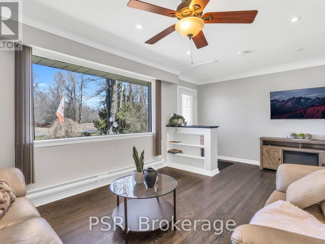 4453 Orkney Beach Road, Lake Simcoe