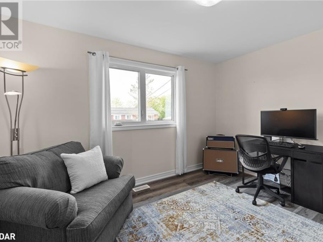 37 Easton Avenue, Port McNicoll