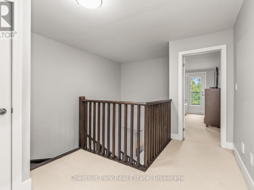 65 ROCKMOUNT CRESCENT, 