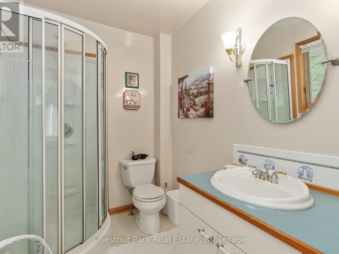 652 North Waseosa Lake Road, Waseosa Lake