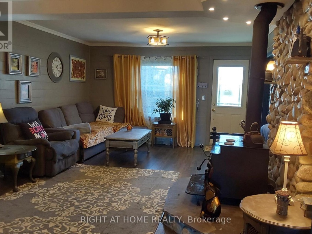 2323 LAKESHORE DRIVE, 