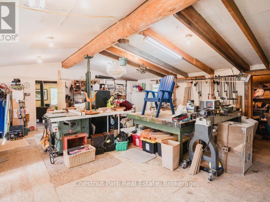 1150 CARLSMOUNT ROAD, 
