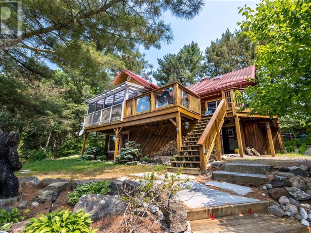 235 Loch Erne Road, Vowel Lake