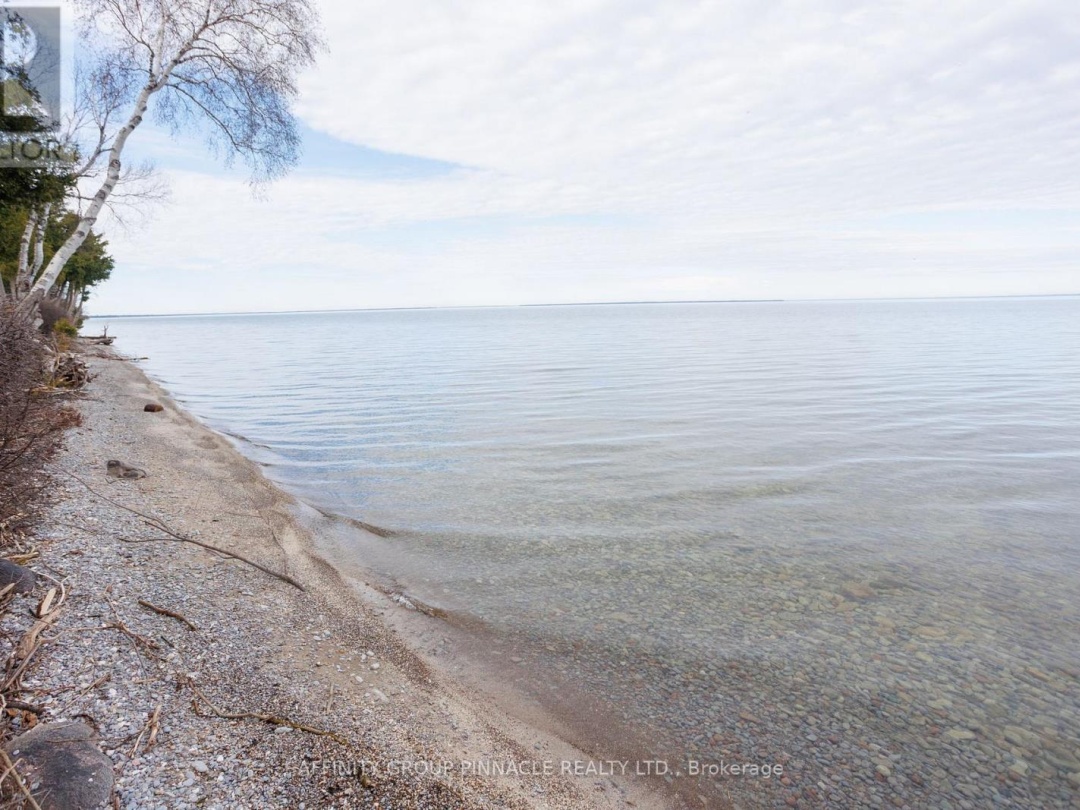 16 B90 Parklawn Boulevard, Lake Simcoe