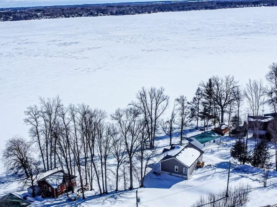 4097 Dalrymple Drive, Dalrymple Lake