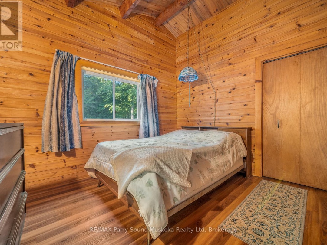 30 OLD SIDS ROAD, Little Whitefish Lake