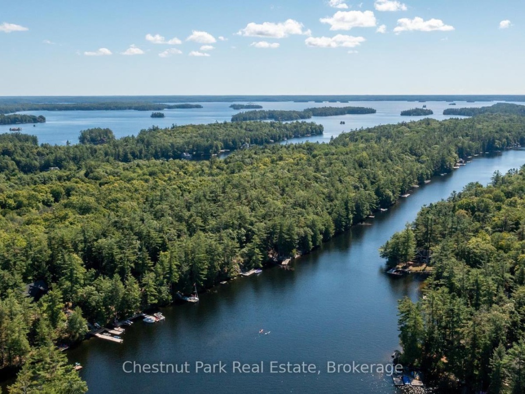 86 TAYLOR ISLAND, 