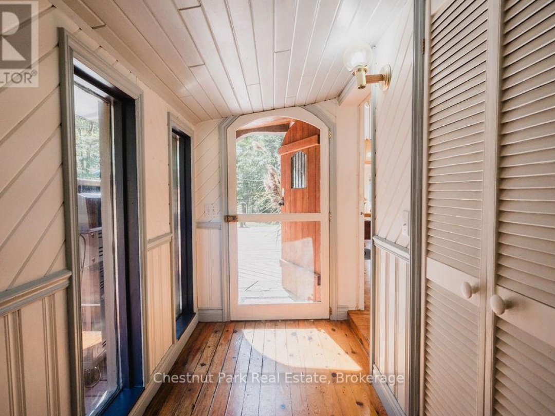 1150 CARLSMOUNT ROAD, 