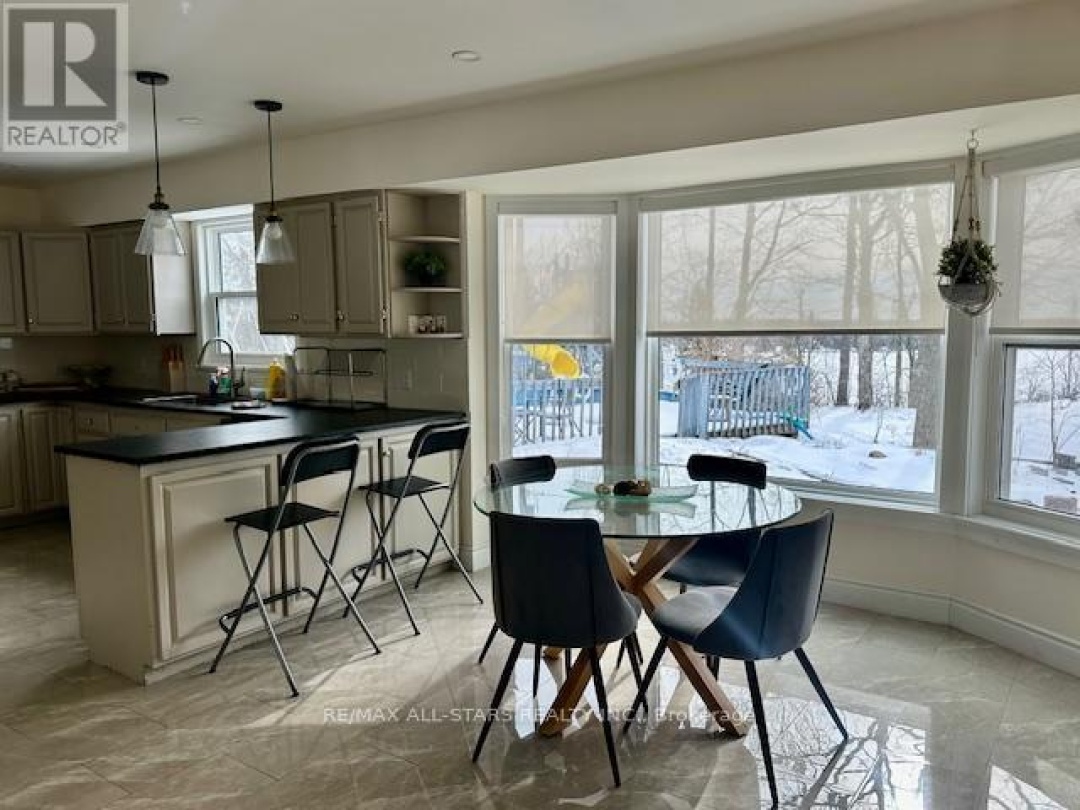 382 COUNTY RD 36, Trent Lakes