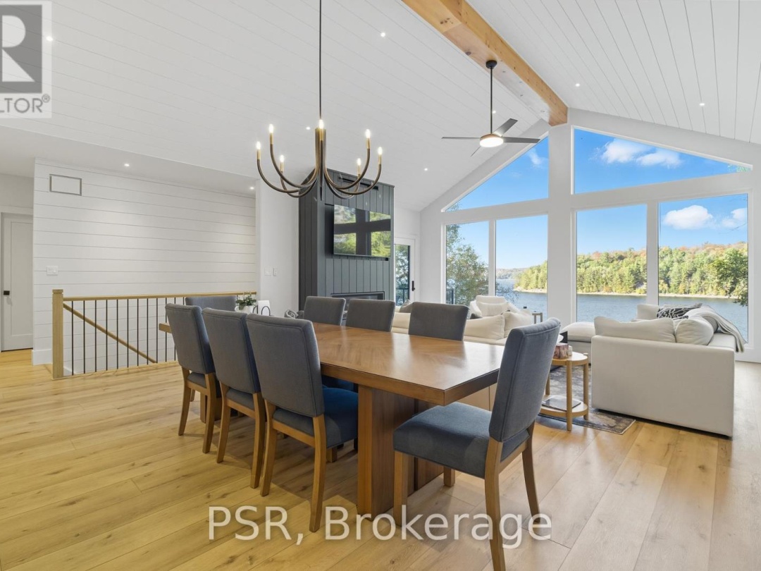 1399 BAYBREEZE LANE, 