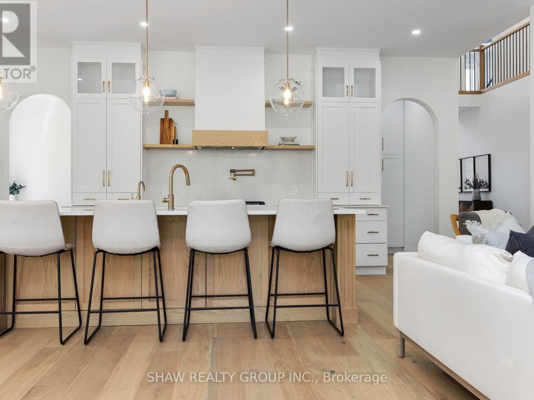14 ST GEORGES COURT, 