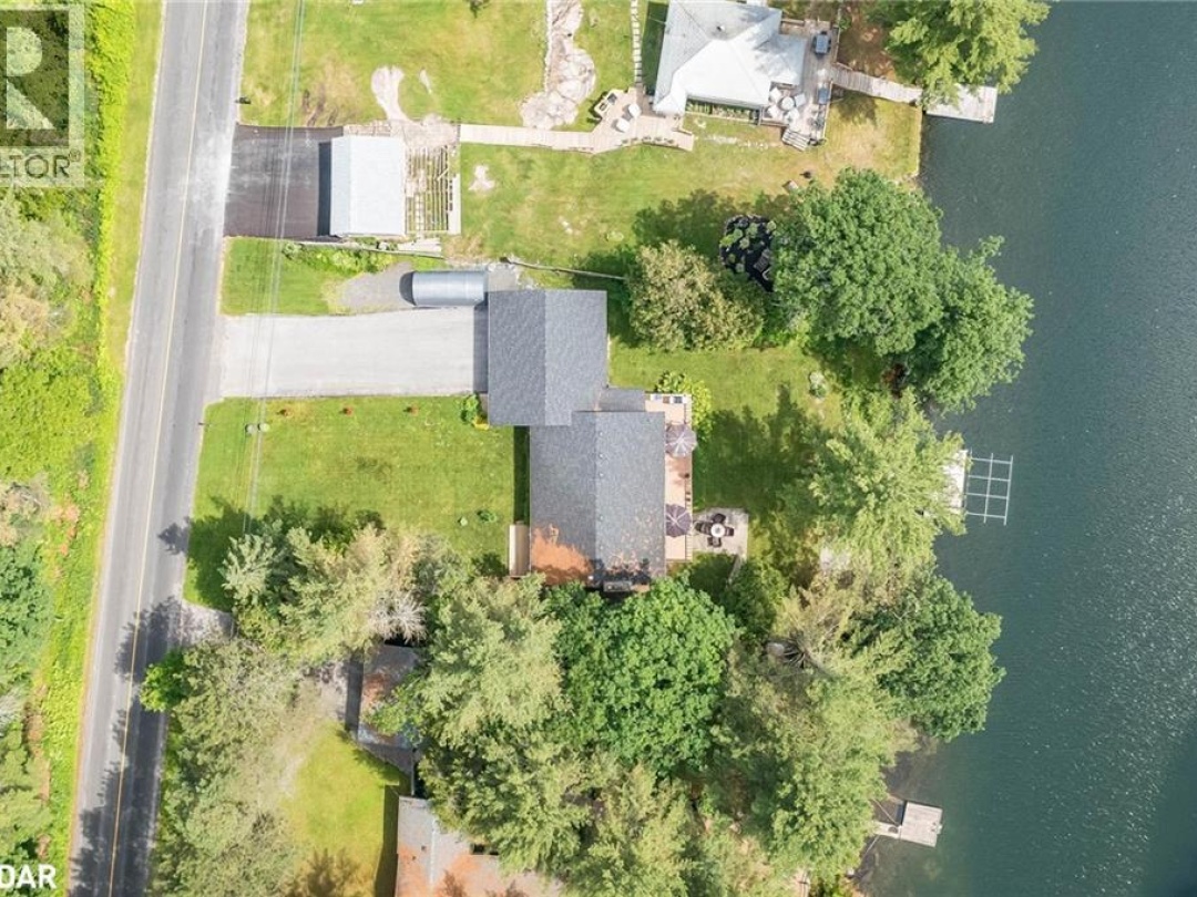 7817 OAKRIDGE Drive, 