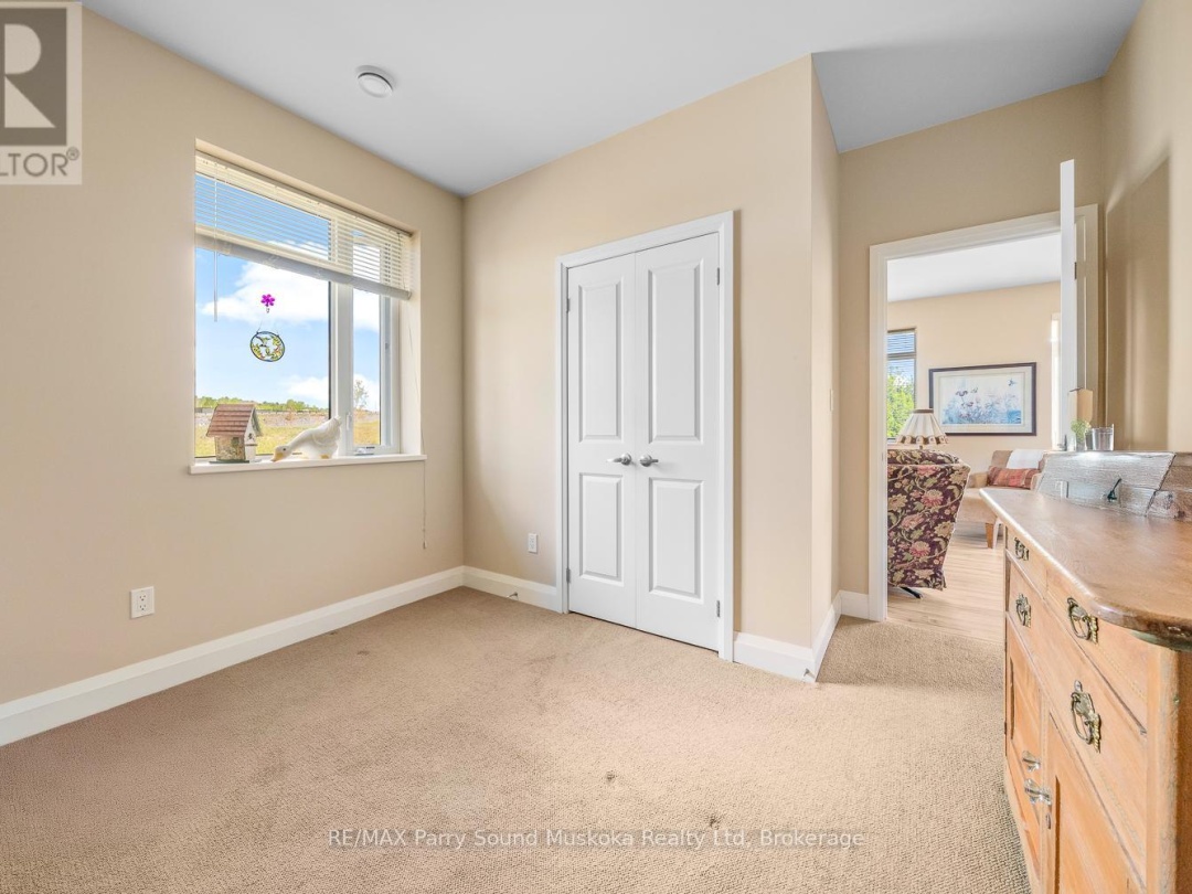 304 20 Silver Birch Court, Parry Sound
